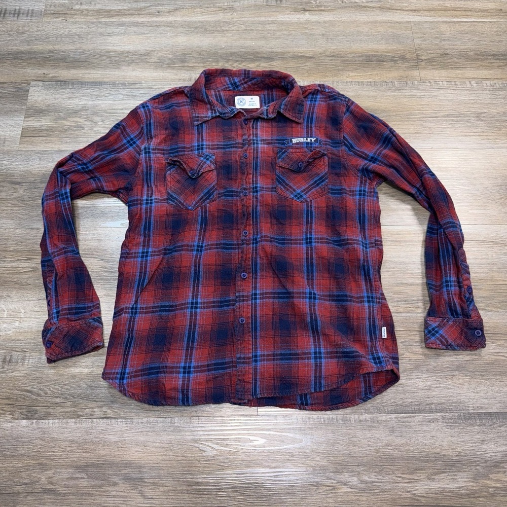 Hurley Flannel Plaid Shirt Mens Medium Long Sleeve Red Blue Pattern Logo Patch